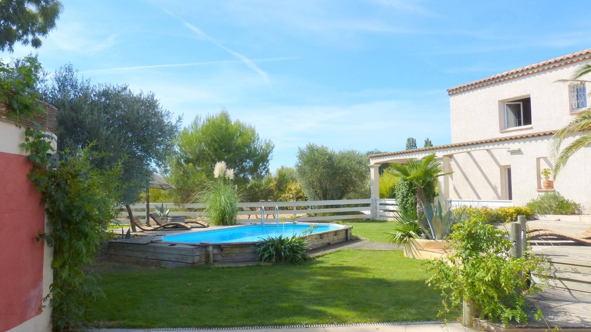 Pezenas Villa | Luxury villa in the countryside
