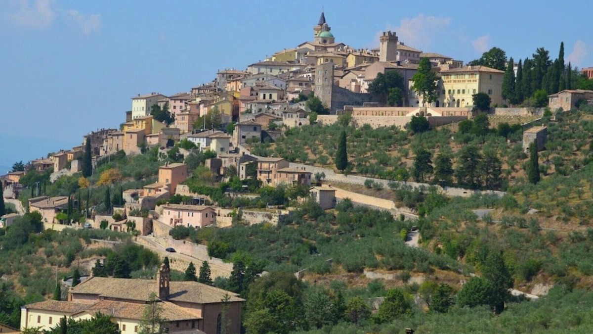 Todi Villa | Luxury villa in Vasciano (Todi - Umbria) with private pool and fantastic views
