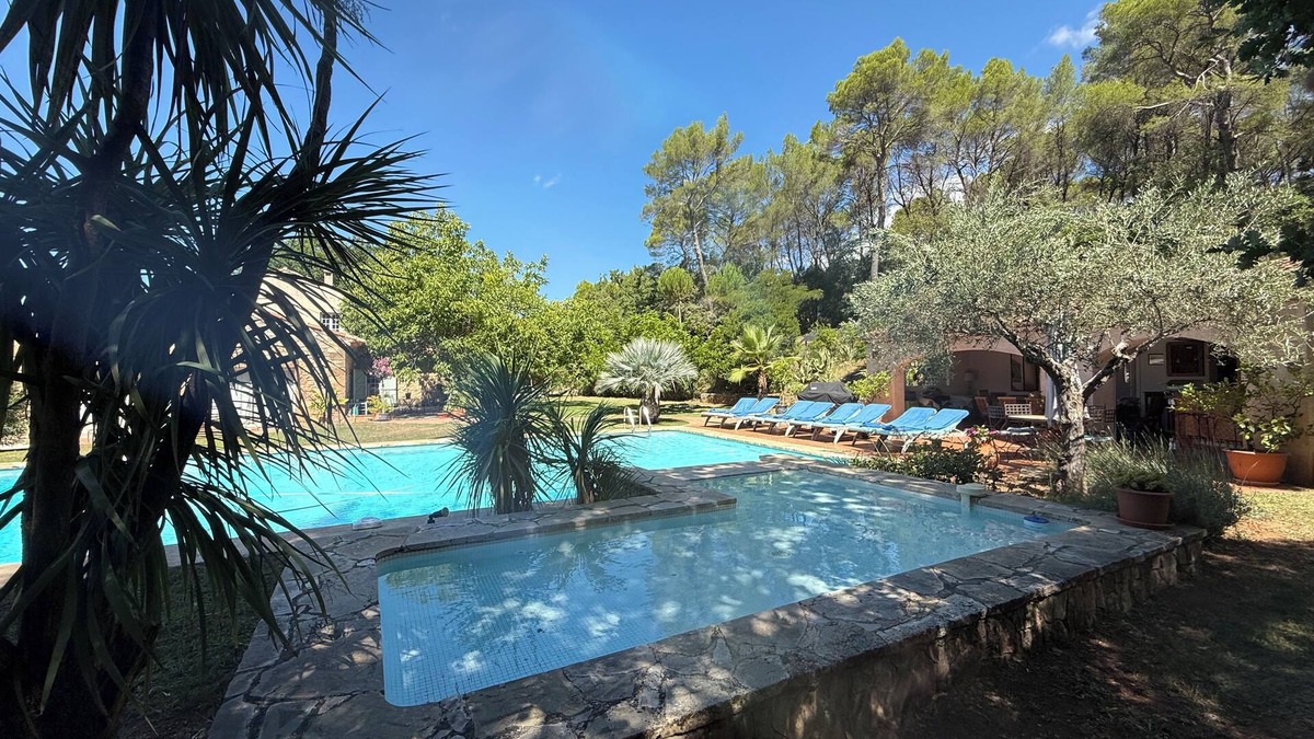 Villecroze House | Luxury Villa in Villecroze - Dive into Paradise with Your Private Oasis!