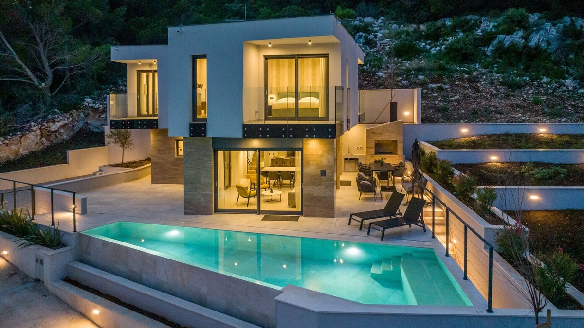 Orebic Villa | Luxury Villa Luce, right on the beach