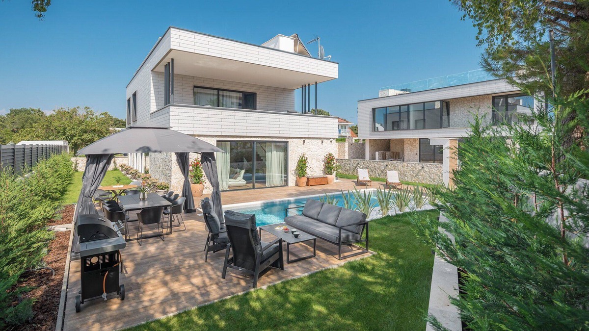 Funtana Villa | Luxury Villa Moonstone with Pool