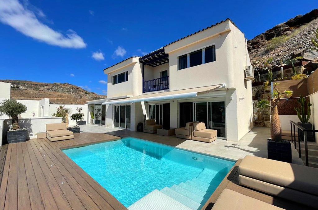 San Agustin Villa | Luxury Villa Morelli with seaview & heated pool