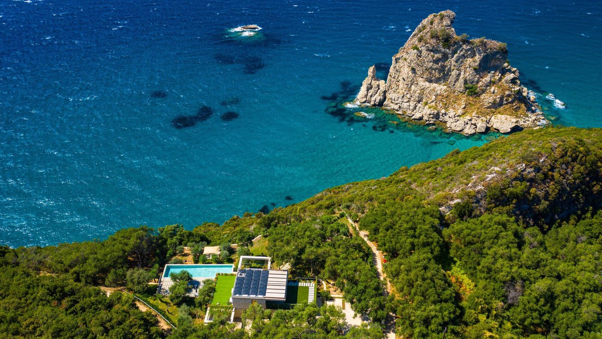 Pentati Villa | Luxury Villa Olives In The Sea
