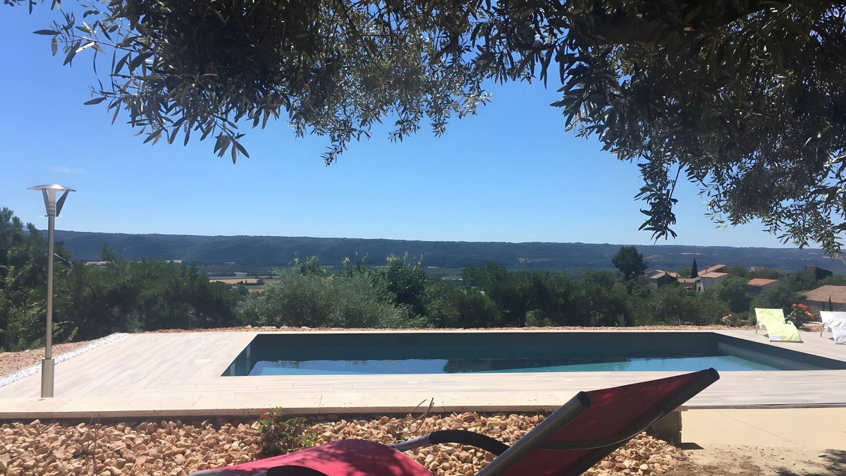 Volx Villa | Luxury Villa – Panoramic Views with Mountain View, Wi-Fi and Air Conditioning