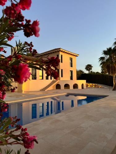 Cansalades Villa | Luxury villa pool&beach paradise