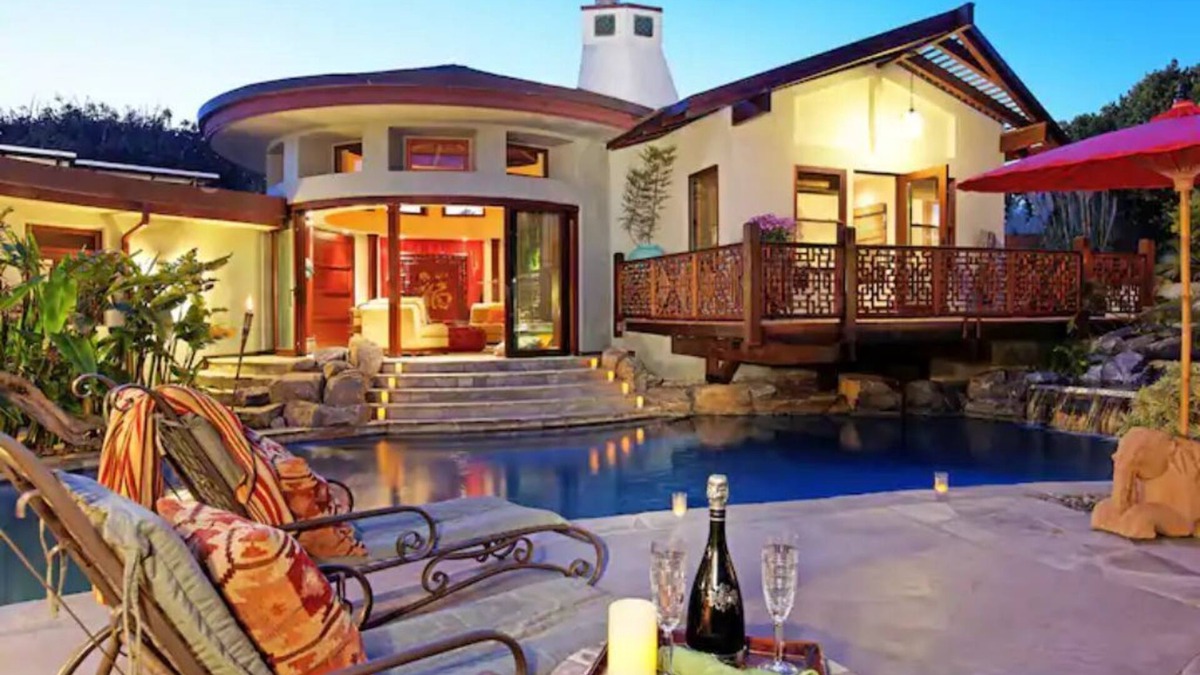 La Jolla Mesa Villa | LUXURY VILLA RETREAT w/ROOF DECK, POOL, SPA, SEATED FIRE-PIT, PANORAMIC VIEWS