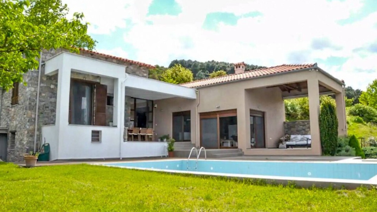 Agia Villa | Luxury villa, superb views and pool