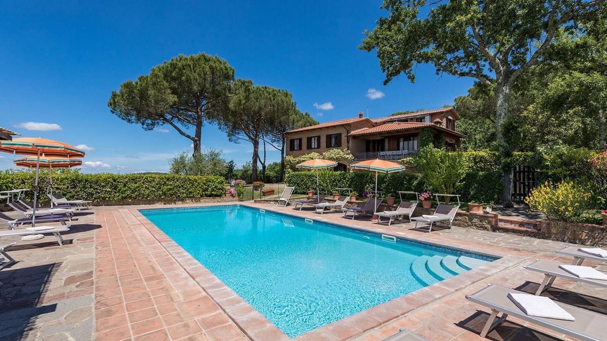 Poggiarello Villa | Luxury Villa W/Panoramic Views & Private Pool
