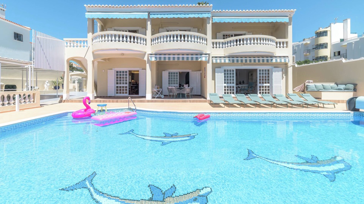 Alfarrobeira Villa | Luxury villa with best sea view in Lagos, Meia Praia, 6 rooms, 12 persons.