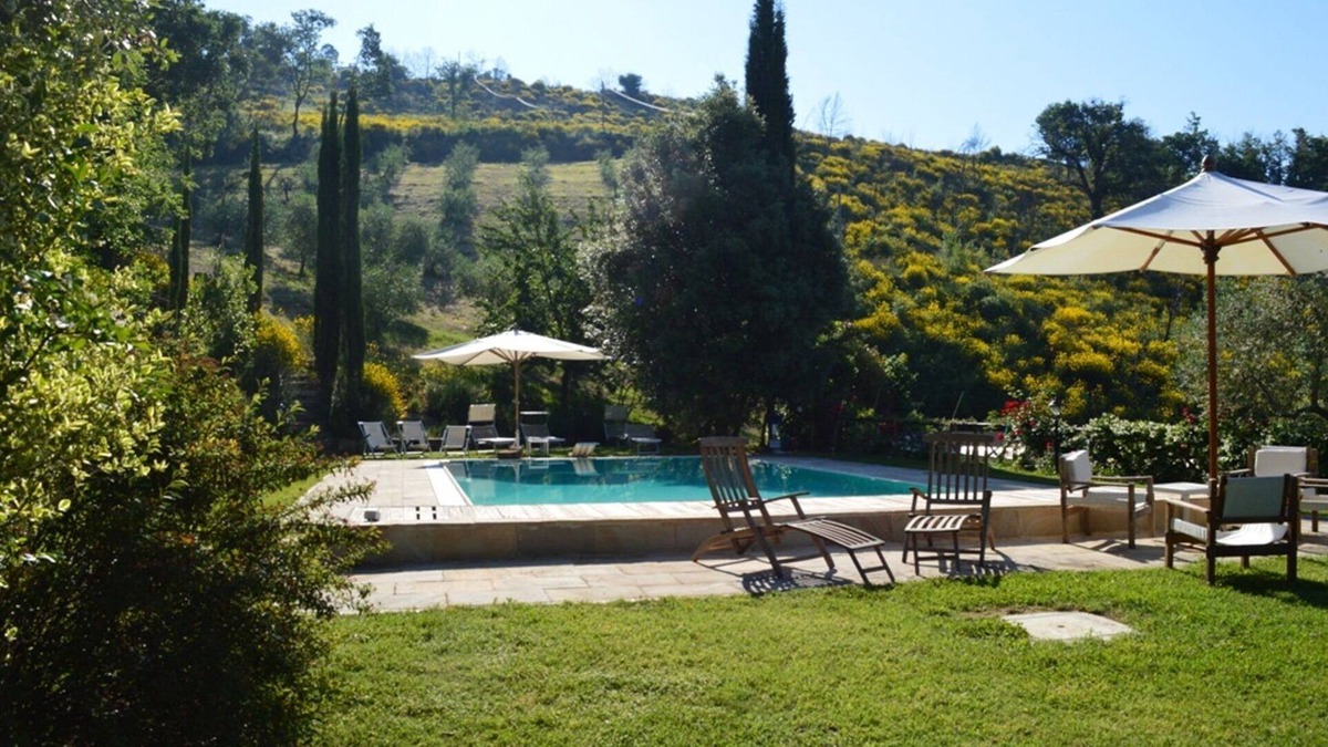 Montelovesco Villa | Luxury Villa with large Pool and breathtaking mountain views