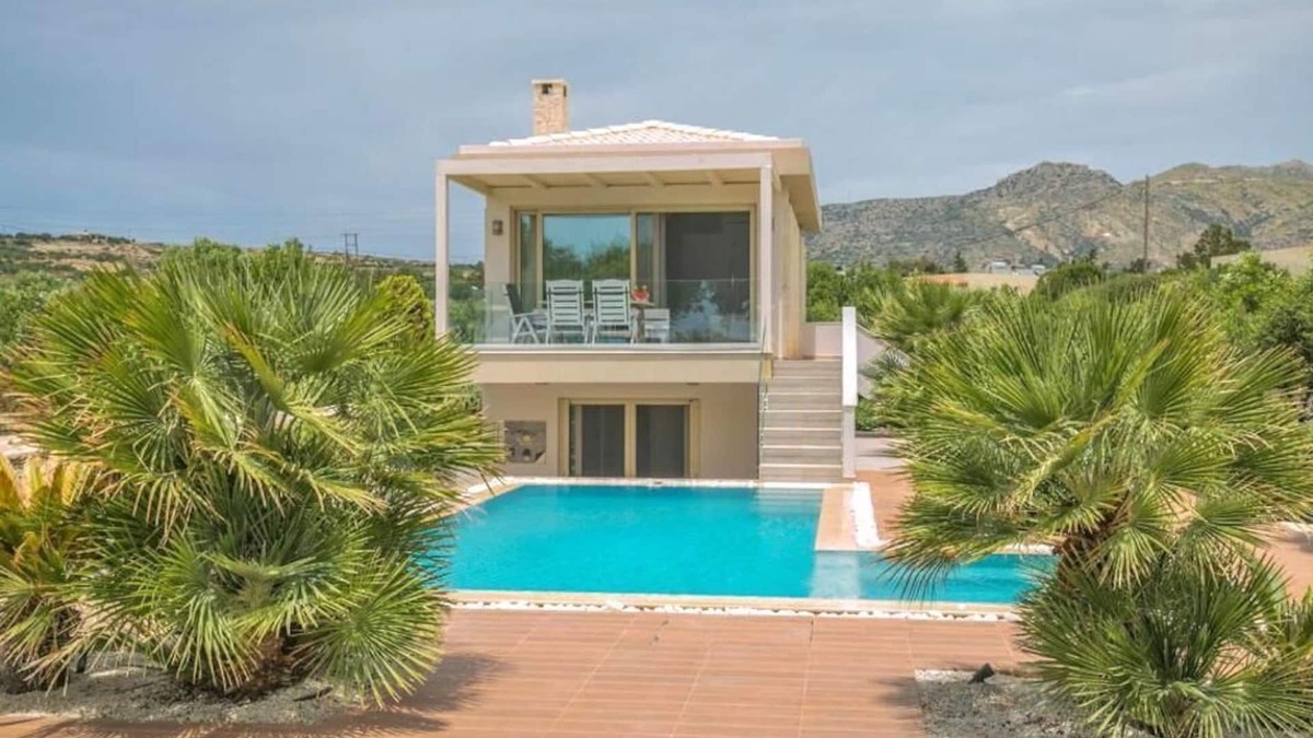 Ierapetra Villa | Luxury villa with private pool DIRECTLY on the beach