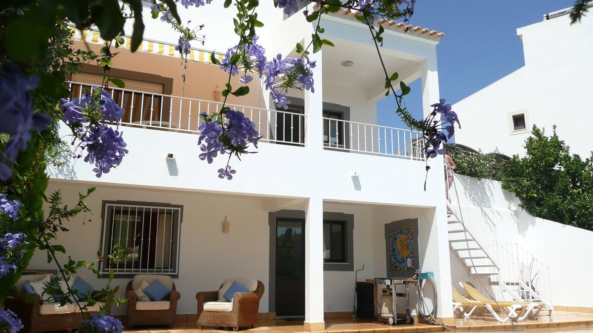 Ferragudo Villa | Luxury Villa With Private Pool 5-10 min. walk from the beach/village