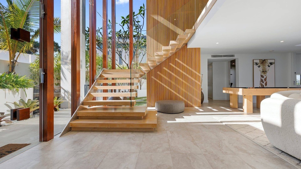 Sunrise Beach House | Luxury Villas Beaches at Sunrise (Heated Pool)