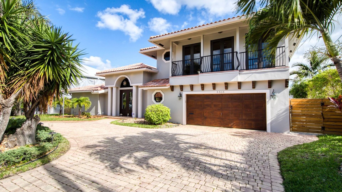 Bermuda Riviera House | Luxury, waterfront, dog-friendly home with pool, pool spa, & incredible terrace