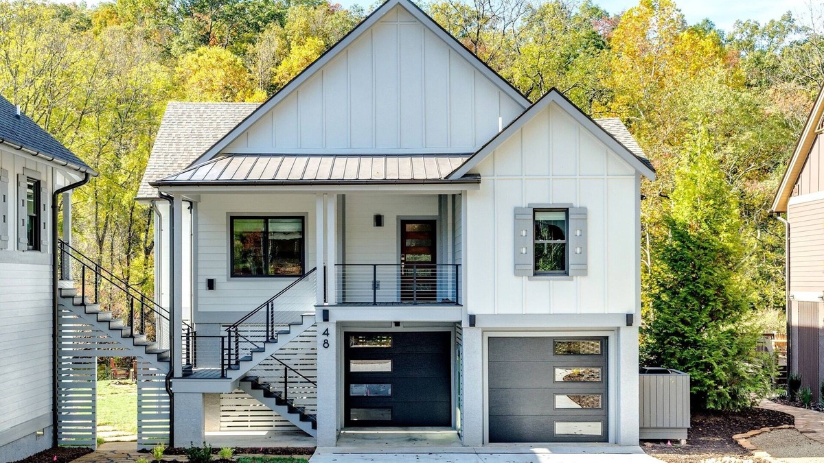 Cullowhee House | Luxury Waterfront Getaway
