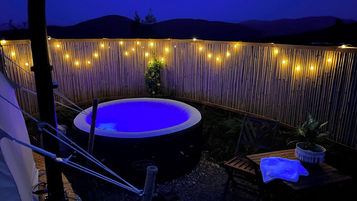 Hohe Wand RV Rental | Luxus Glamping-zelt Direkt an der Hohe Wand - mit Sternenfenster & Whirlpool