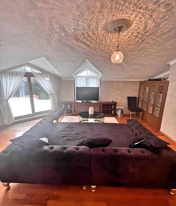 Anadolu Kavagı Mahallesi House | Luxus Loft mit Sauna und Blick zum Bosporus