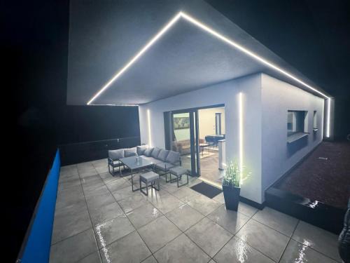 Graz-Straßgang Apartment | LUXUS-PENTHOUSE mit Weitblick über Graz