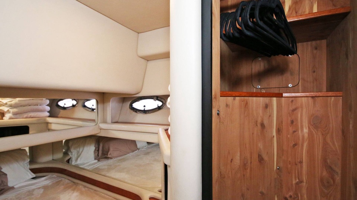 Downtown San Diego Boat Rental | Luz de Luna. 50' of Luxury And Zen in The Ocean, Most Beautiful Natural Tune