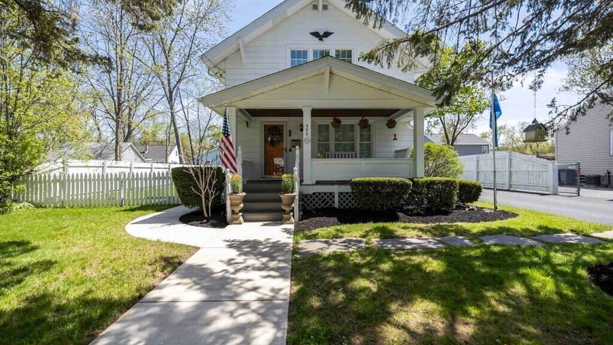 Lewiston House | LVR - Orange Door Oasis-Village of Lewiston Home