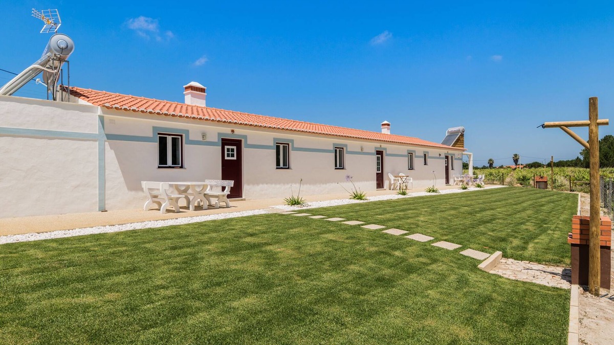Priorada House | Lycium White Villa, Equipped kitchen, Algarve!New!