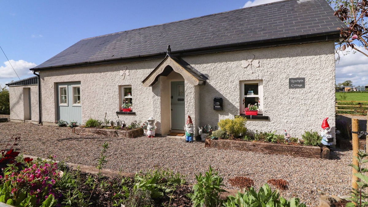 Bruff Cottage | LYNCHPIN COTTAGE, pet friendly in Bruff, County Limerick
