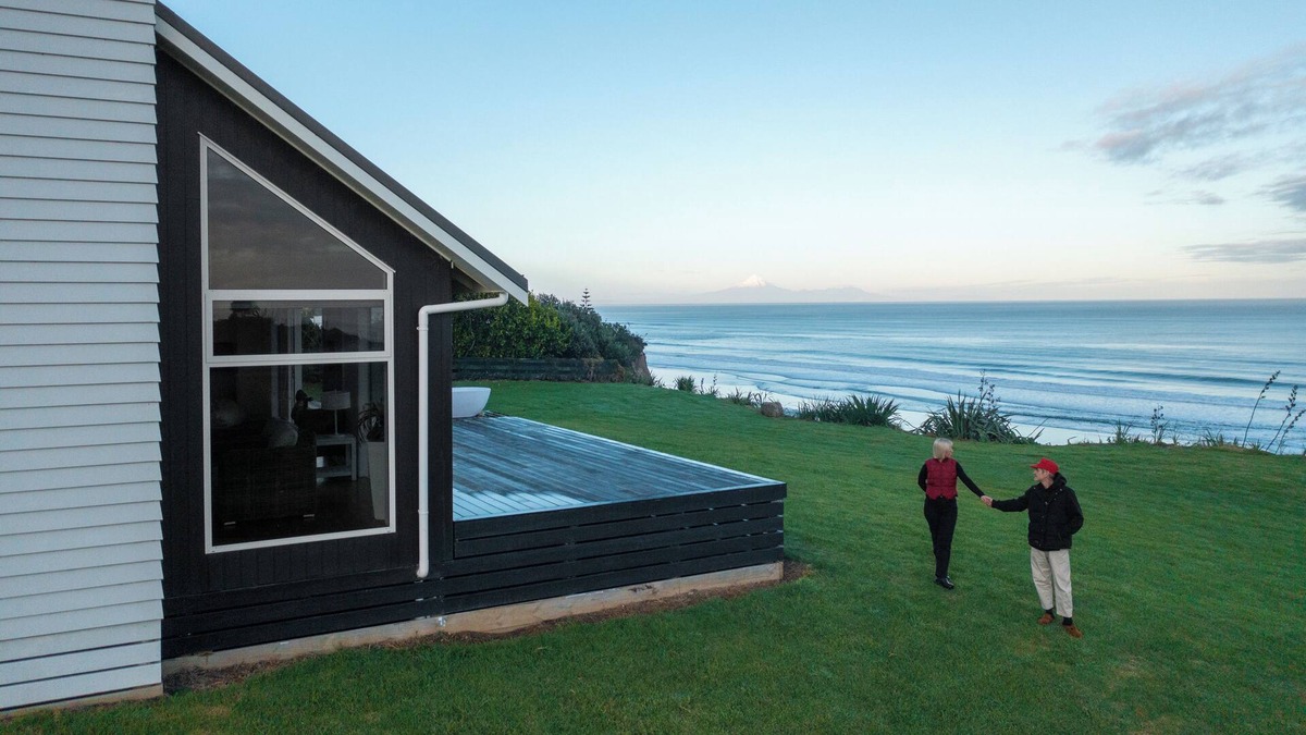 Mokau House | Mōkau Beach House