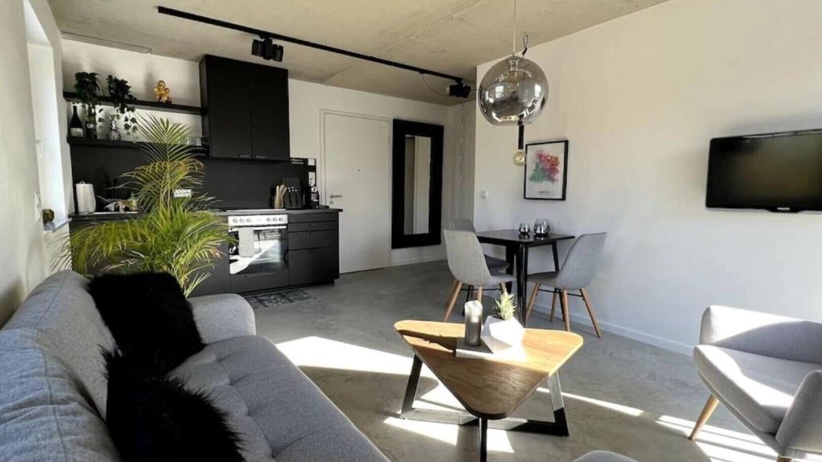 Landau in der Pfalz Apartment | M Apartment: Design Apartment Loft