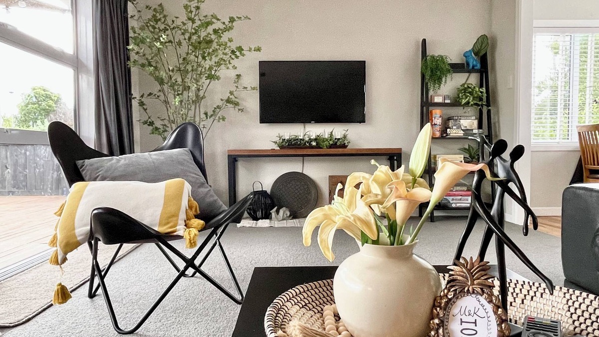 Hamilton House | M&K HOME central heating Chartwell Shopping Centre