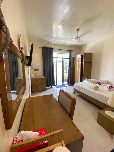 Himmafushi House | Maavaharu Guest House Himmafushi