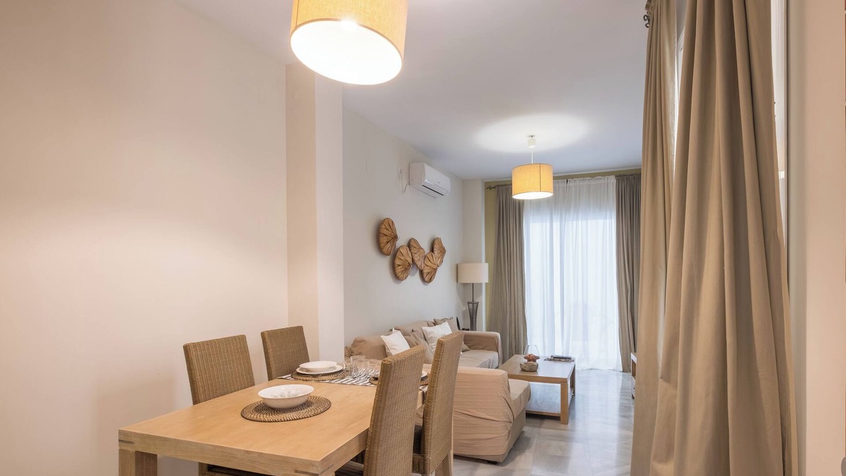 Doctor Barraquer-Grupo Renfe-Policlinico Apartment | MACARENA ACTIVE APARTMENT