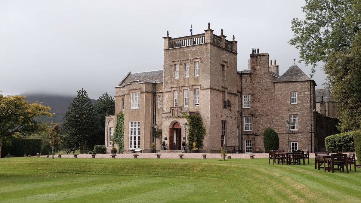 Inverurie Hotel | Macdonald Pittodrie House