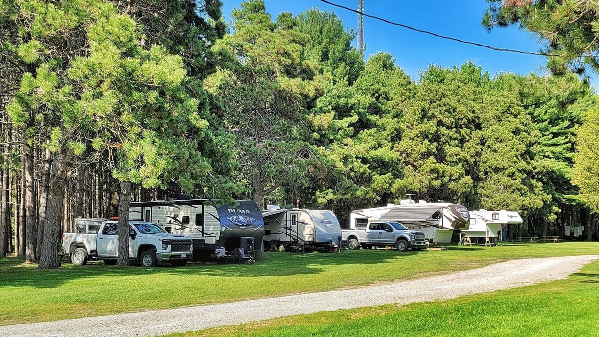 Algoma District Hotel | MacIver's Motel & Campground