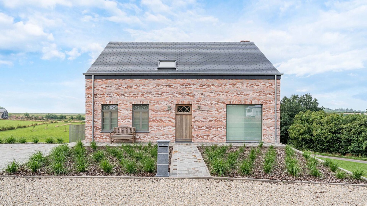 Bievre Villa | Madart - surround yourself by nature
