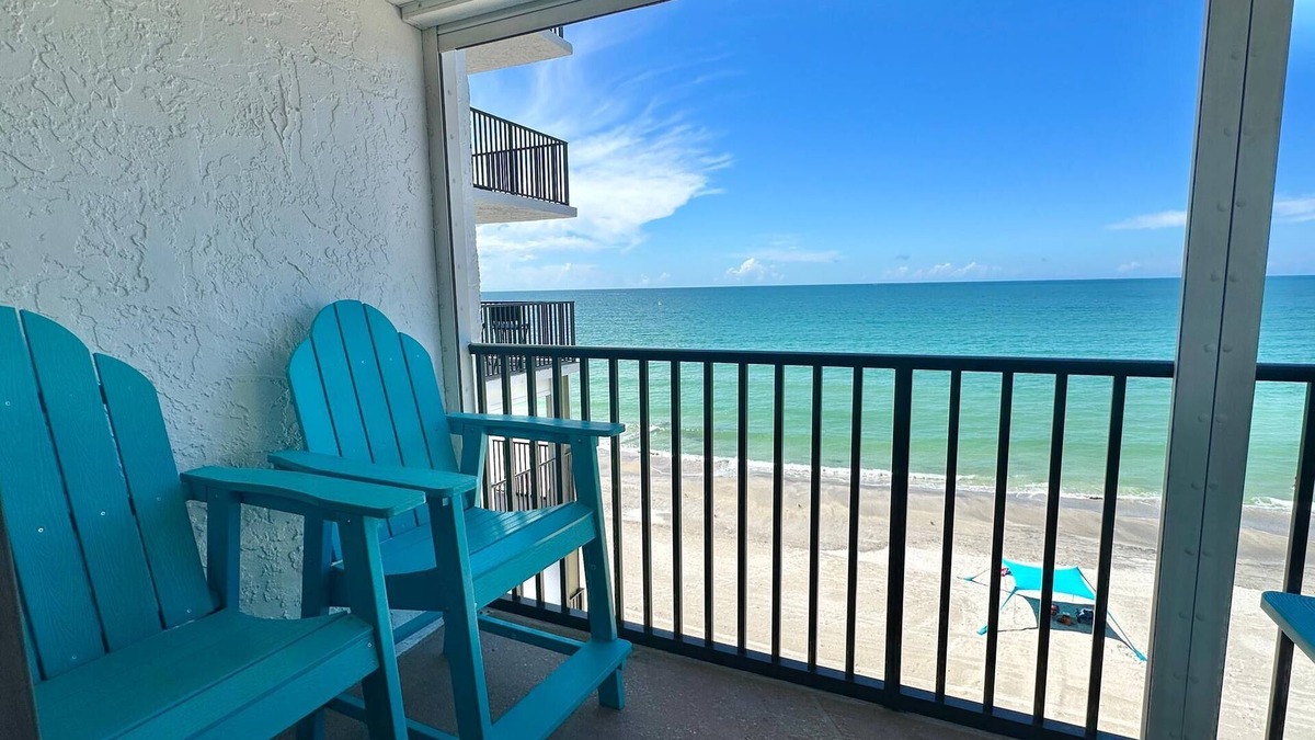 Madeira Beach Condo | Madeira Towers 504 Corner Beachfront Unit
