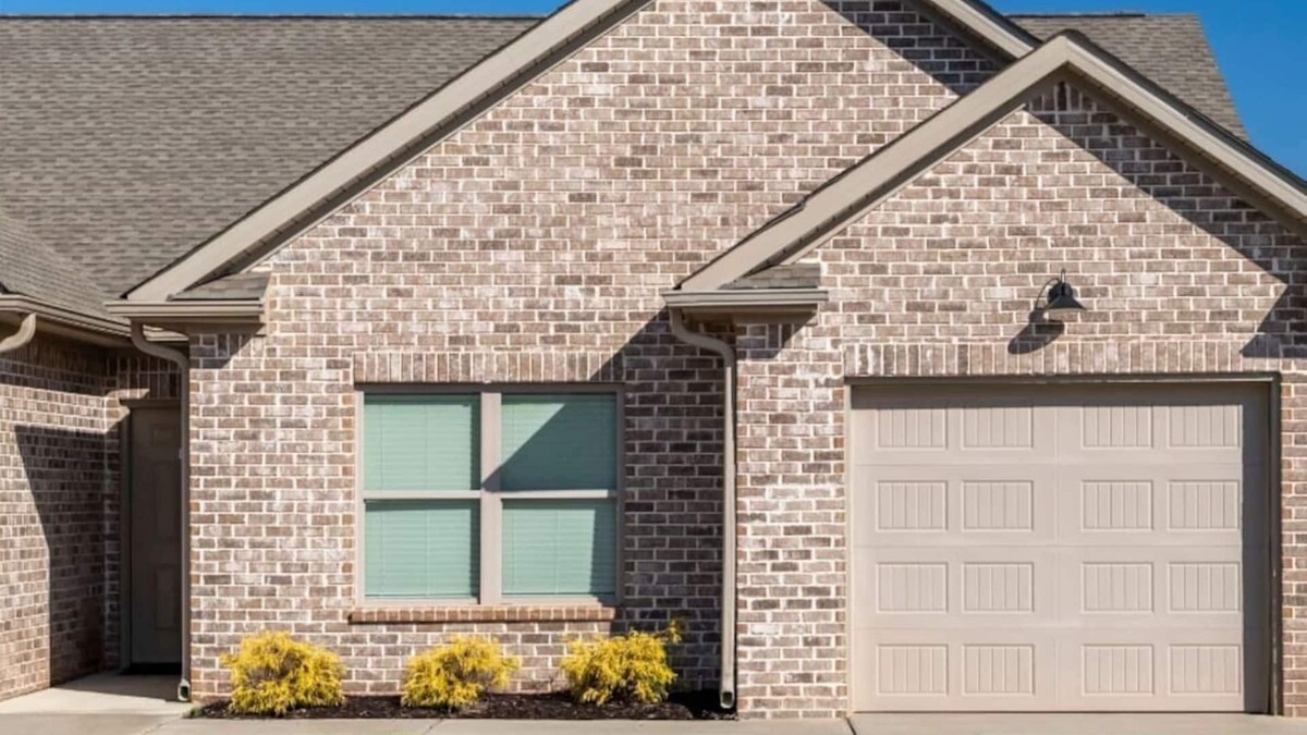 Madison Apartment | Madison Cozy Escape Where Comfort Meets Convenience