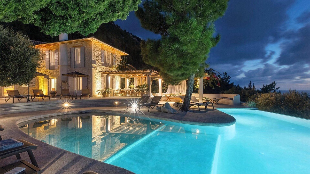 Kalamitsi Villa | Madreterra - Six Bedroom Villa, Sleeps 12