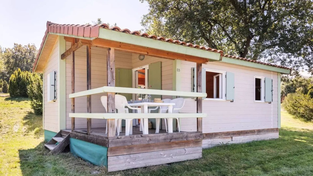 Chatel-Guyon House | Maeva Respire campsite in La Croze * - Chalet Edelweiss 3 Rooms 5 People + TV
