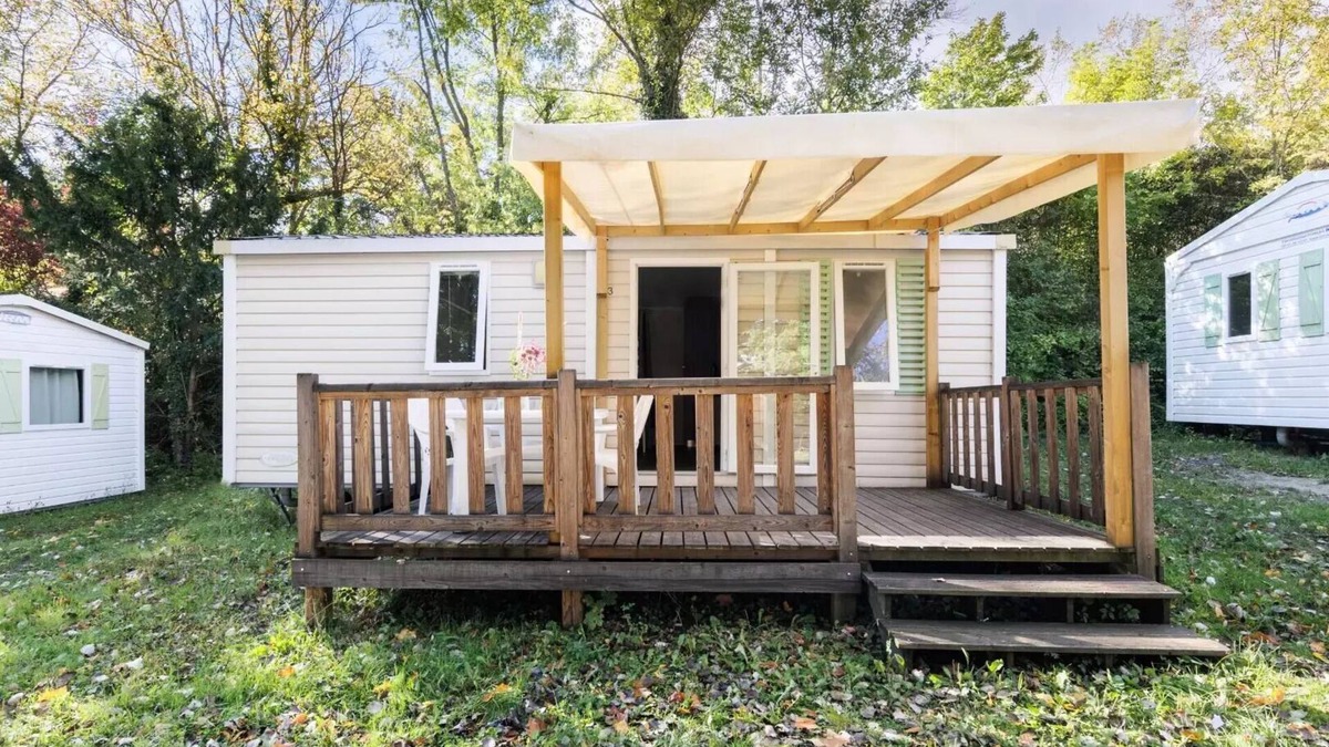 Chatel-Guyon House | Maeva Respire campsite in La Croze * - 3 Room Mobile Home 4 People