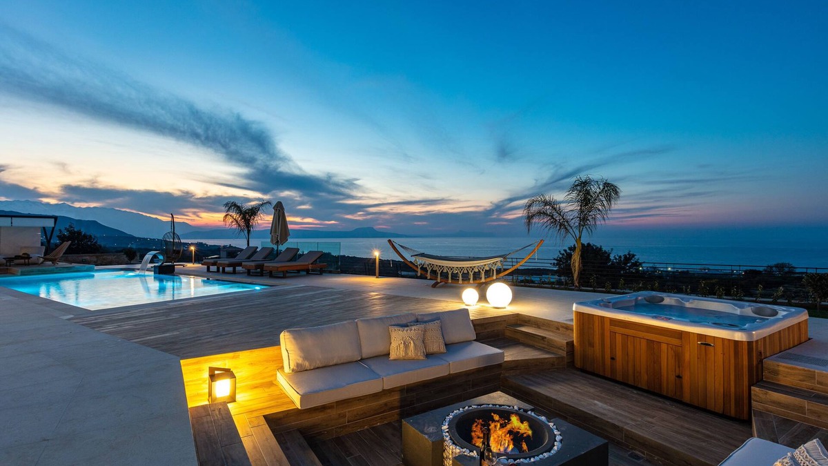 Atsipópoulon Villa | Mageia Exclusive Residence - High-end Newly Built Villa Near Rethymno Center