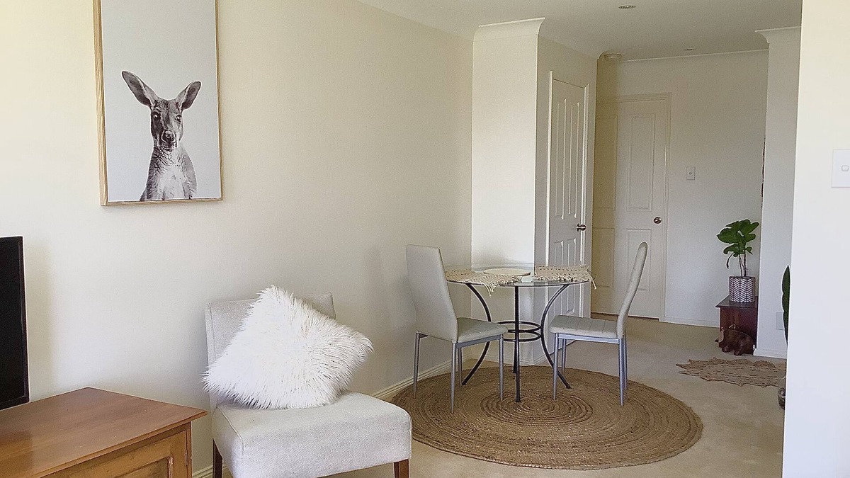 Killarney Vale Apartment | Maggie’s Nest Come & Rest