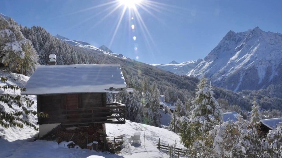 Evolene Ski Chalet | Magic chalet for 2 people