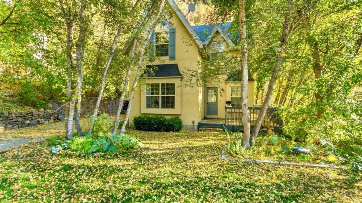 Utah County Cottage | Magical Hobble Creek Cottage 5 Min Walk to Golf