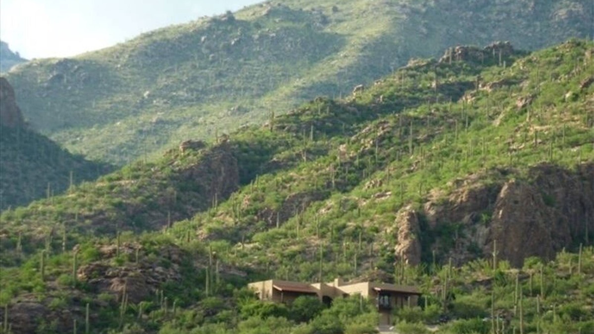 Tucson House | Magical Private Mountain Estate in Ventana Canyon