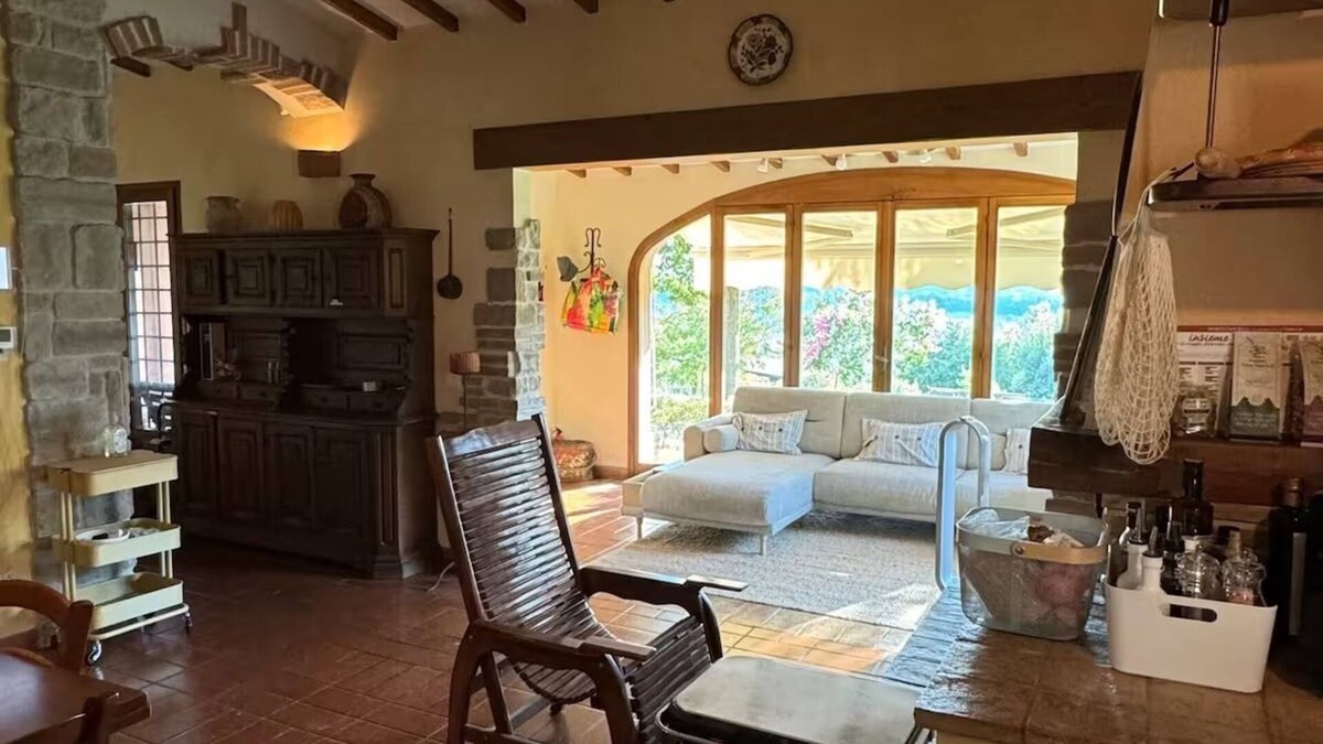 Montecastrilli Villa | Magical Umbrian Villa and Guest House with PoolnEntire home in Quadrelli, Italy