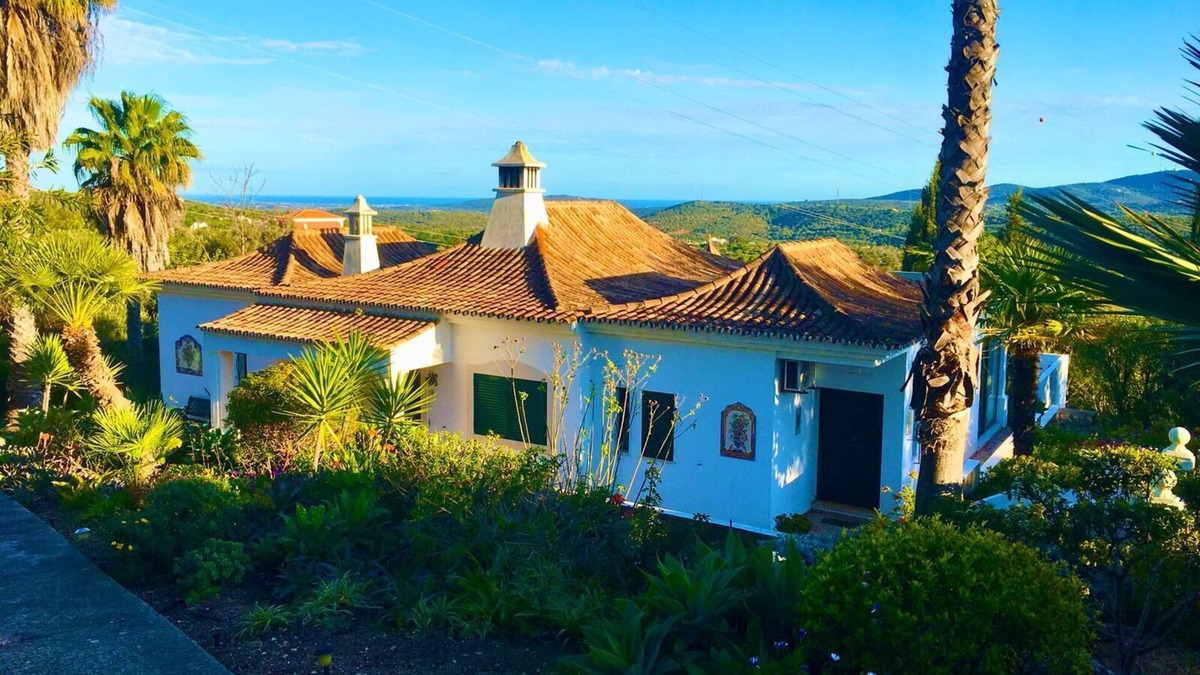 Sao Bras de Alportel Villa | Magical VILLA "CASA KOI" in São Brás de Alportel