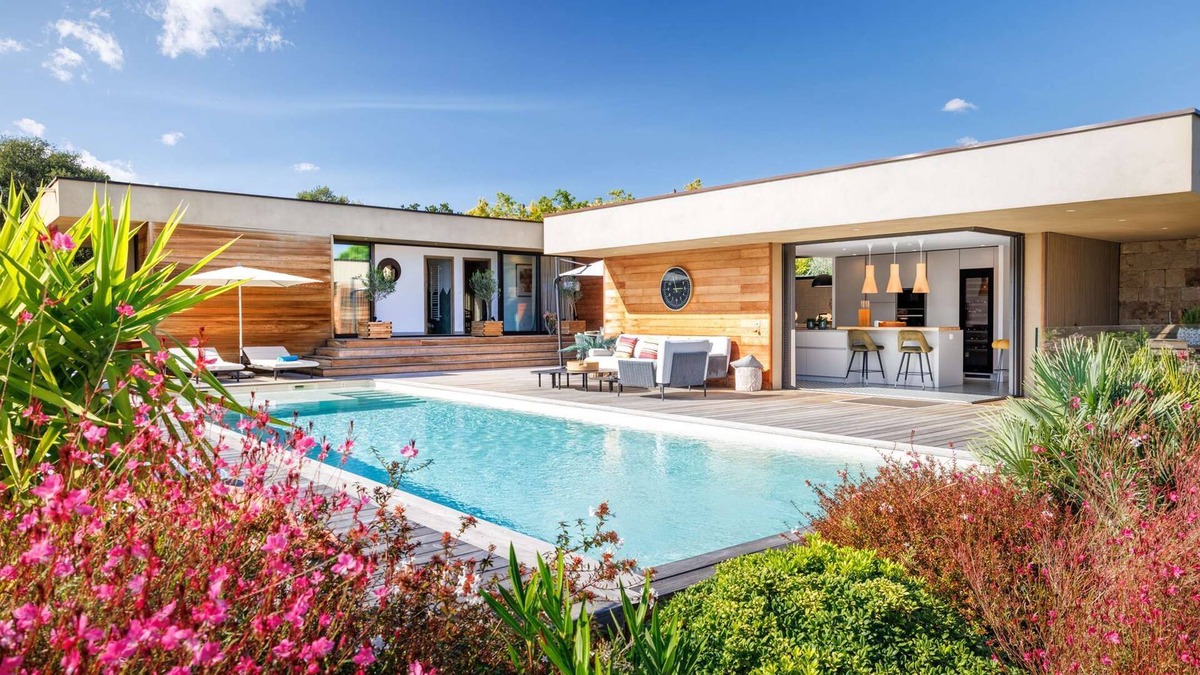 Pinarellu House | Magnificent villa with swimming pool in Pinarello