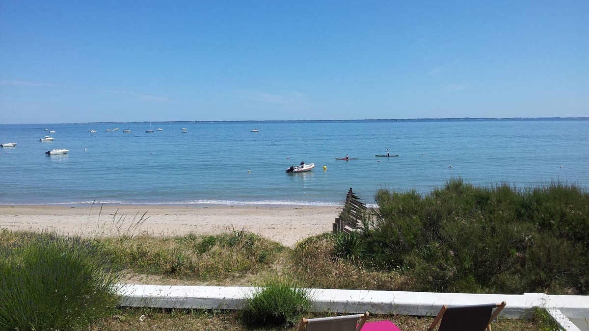 Noirmoutier-en-l'Ile House | Magnificent villa facing the sea on Plage du Vieil in Noirmoutier