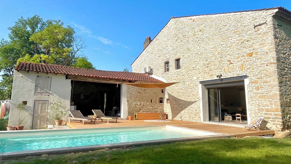 Castres Other | Magnificent 18th century farmhouse, perfectly quiet, in the middle of fields.