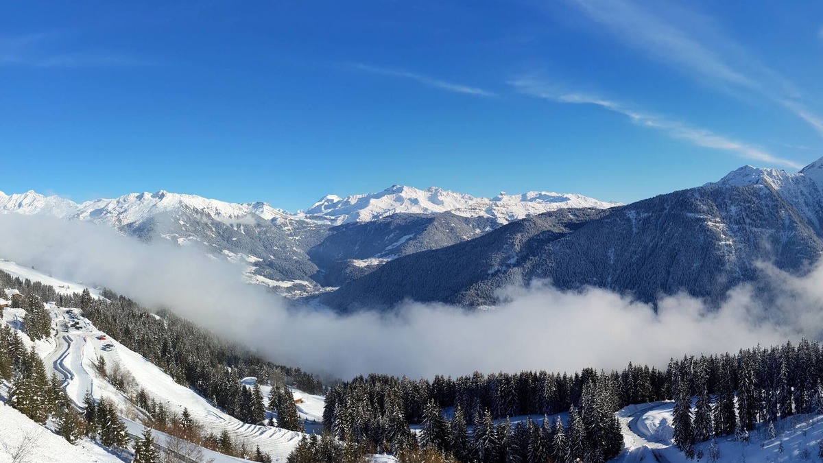 Bisanne 1500 Apartment | Magnificent 4-bedroom duplex at the foot of the slopes with magnificent view and swimming pool
